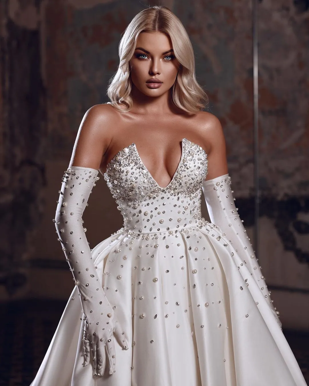 Eliana Luxury White Wedding Dress