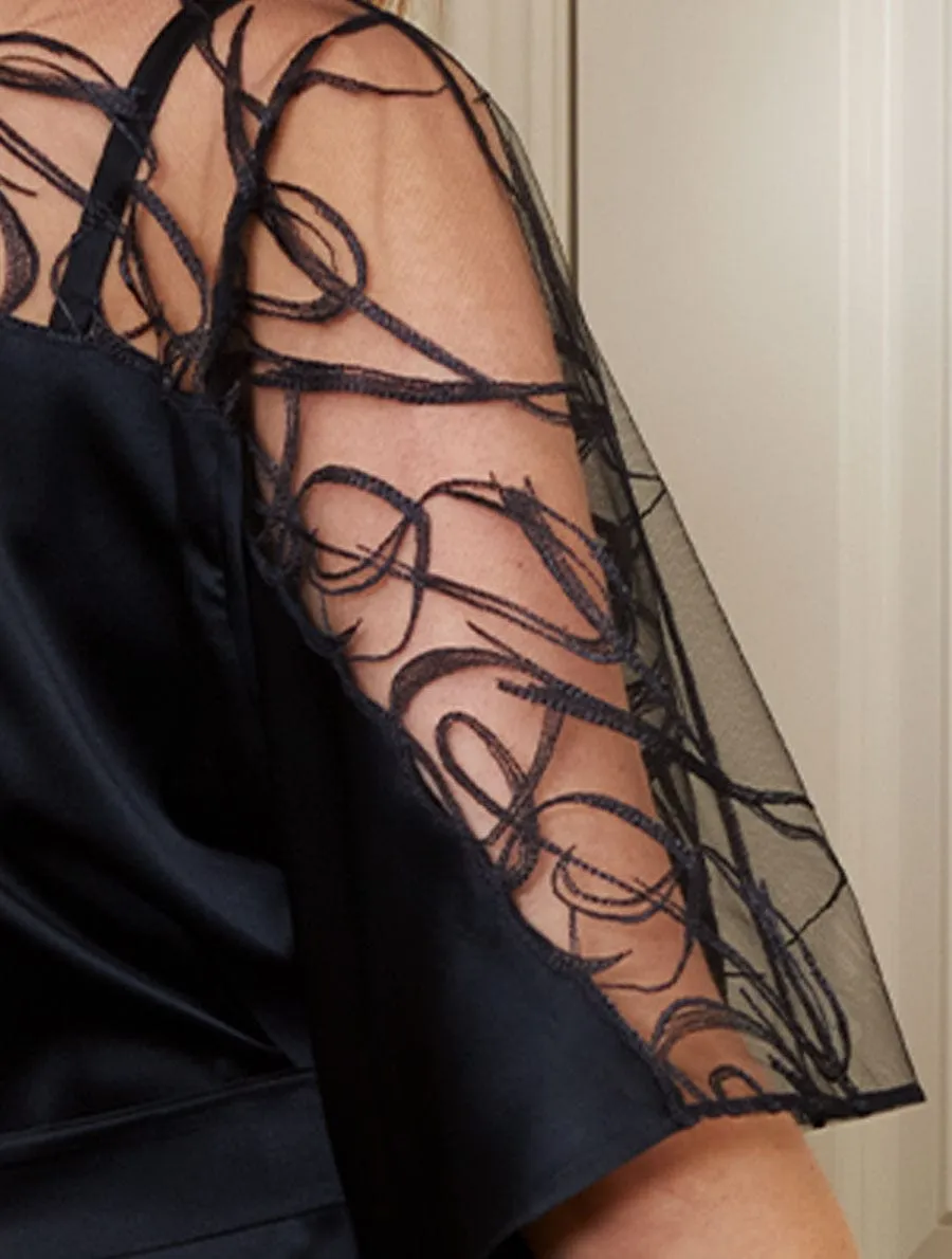Fridar Silk Robe