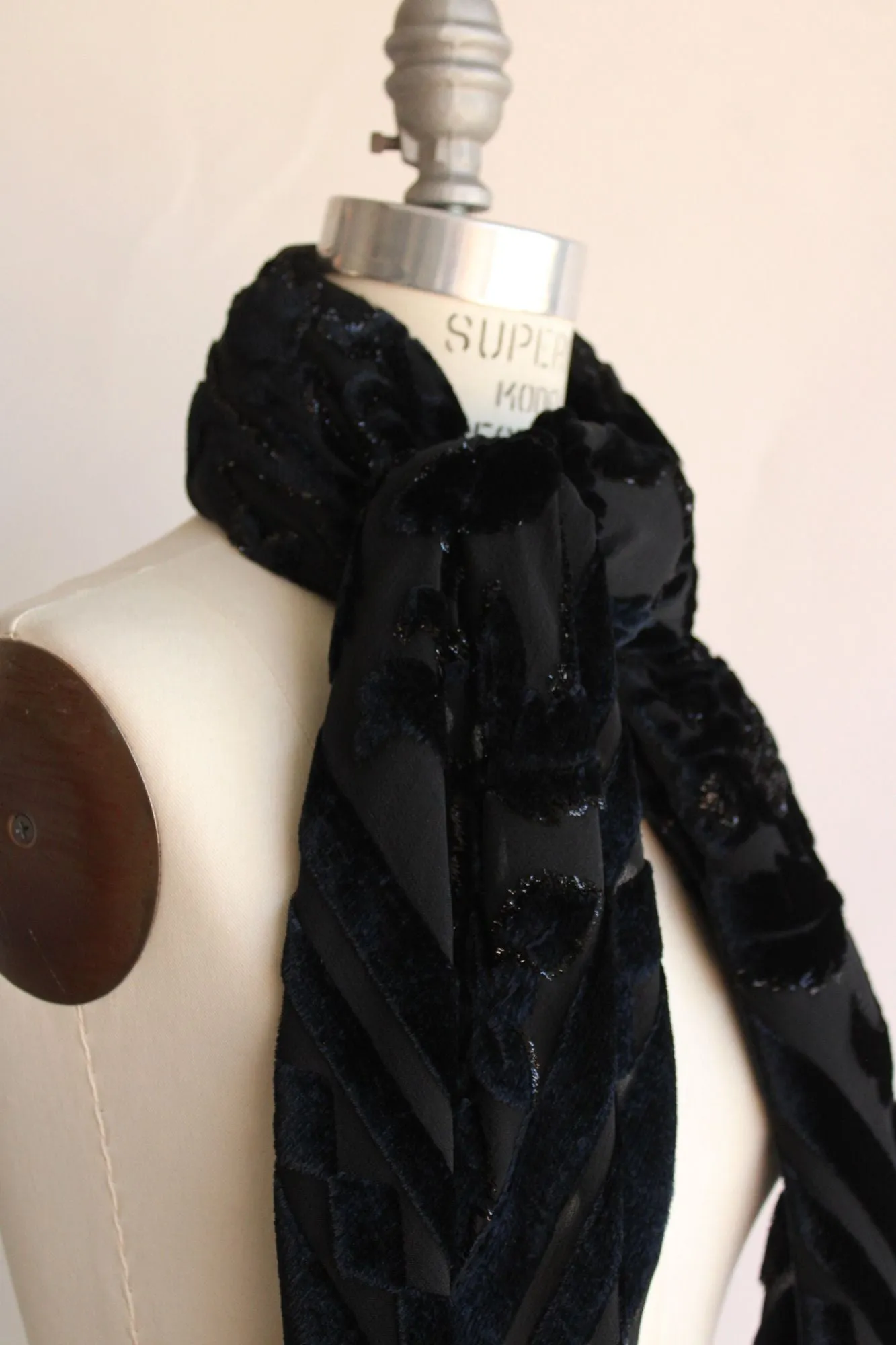 Vintage 1990s Scarf in Black Burnout Floral Velvet with Glitter